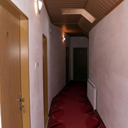 Pod Stromíšom Vlachovo