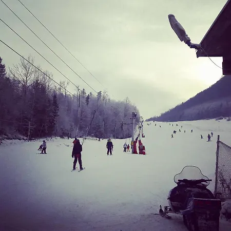 Motel Pod Stromíšom