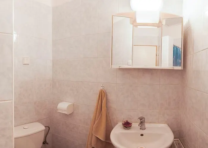 Pod Stromisom 3* Oláhpatak